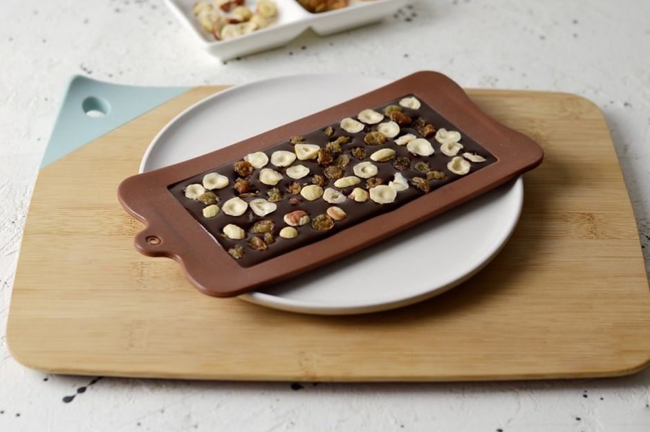 Bonbons de chocolat : réussir des coques fines