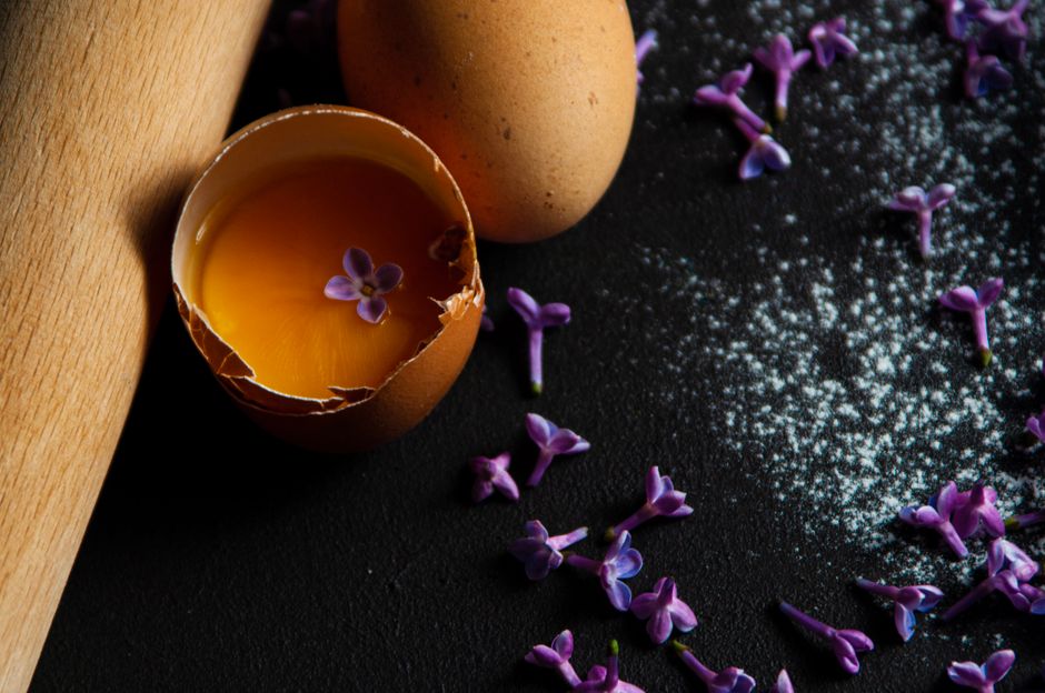 Fleurs comestibles en pâtisserie : lesquelles utiliser